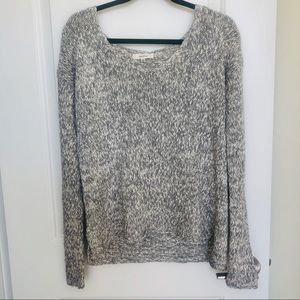 TALULA Aritzia grey v neck sweater